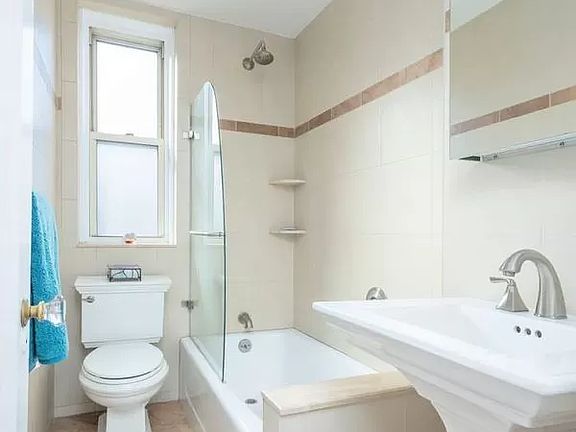 5th image of 310 W 72nd St #11C