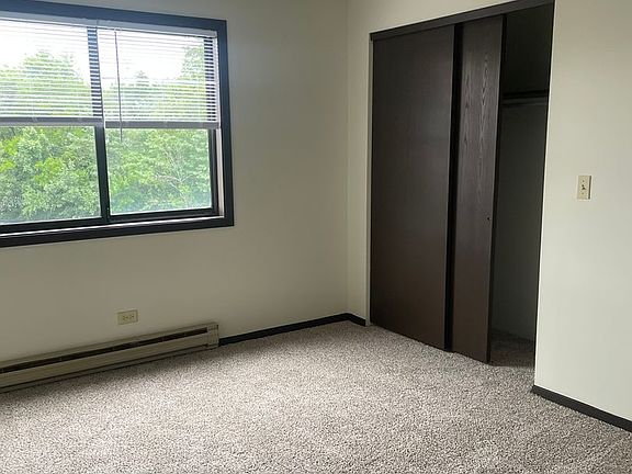 5th image of 1448 Pioneer Rd APT 10