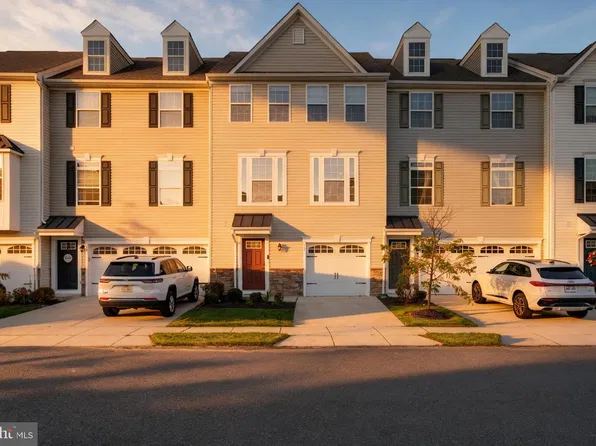 12 Sparrow Cir, Sewell, NJ 08080