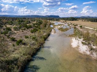 2554 CR 380, Barksdale, TX 78828