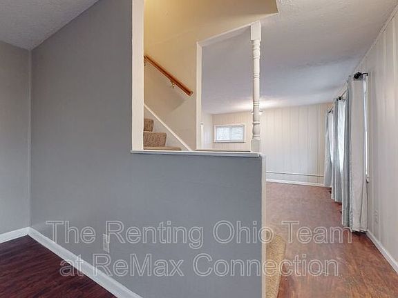 3rd image of 2456 Aberdeen Ave