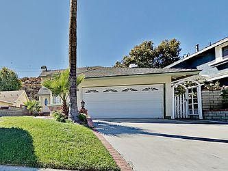 1st image of 28420 White Pine Pl