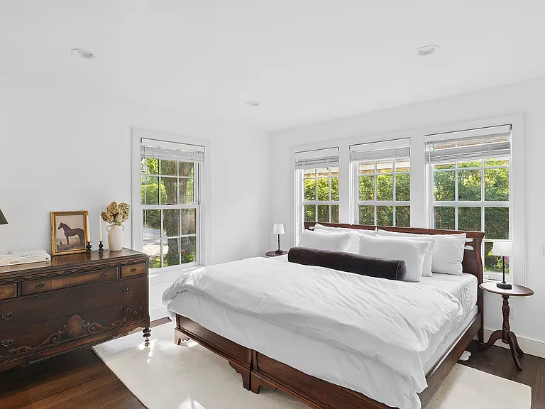 109 Franklin Ave — Photo 13