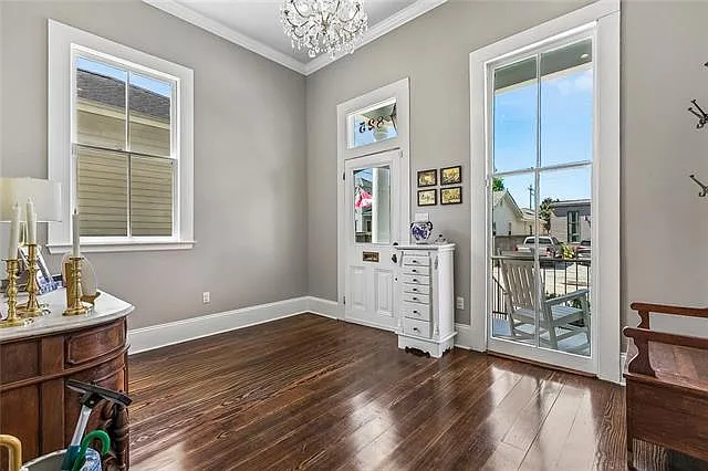 825 Pleasant St — Photo 3
