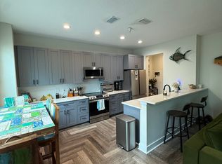 835 Calla Ter N, Saint Petersburg, FL 33701