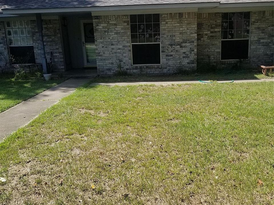 1st image of 24182 E Oak Dr