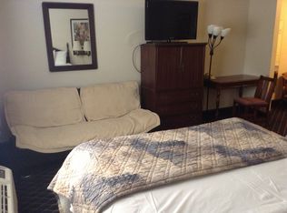 13 Baldwin St, Springfield, MA 01104