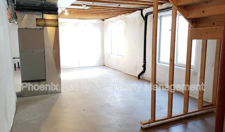 302 Saint Ida Cir — Photo 24