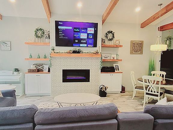 2nd image of 143 Avenida Ponderosa #A