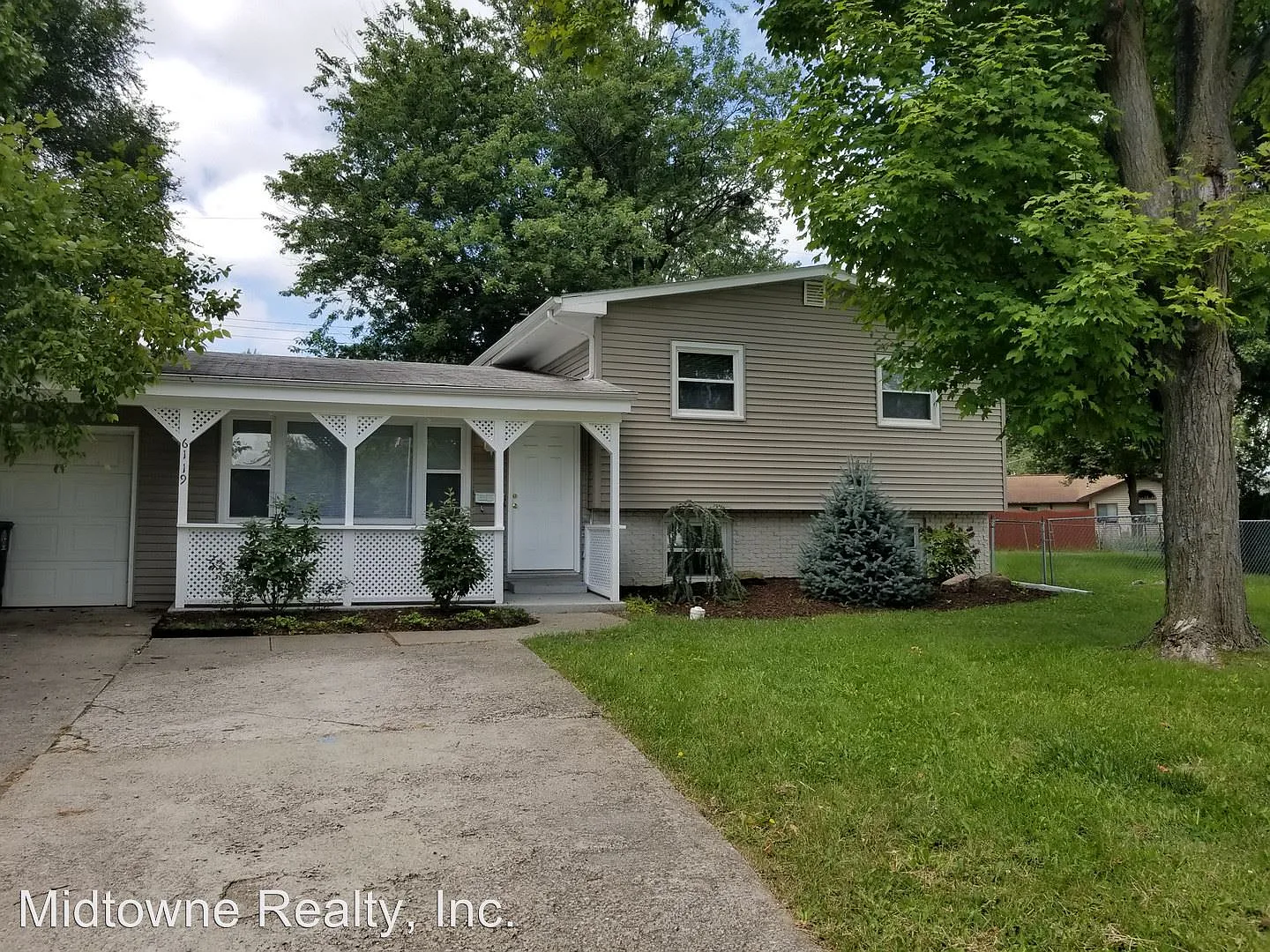 6119 Dartmouth Dr photo 1