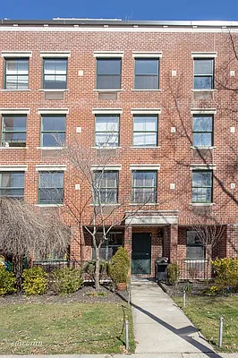 Sold by Corcoran | media 8