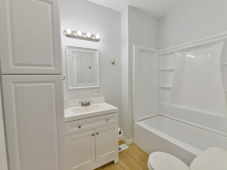 1214 W Providence Ave — Photo 10