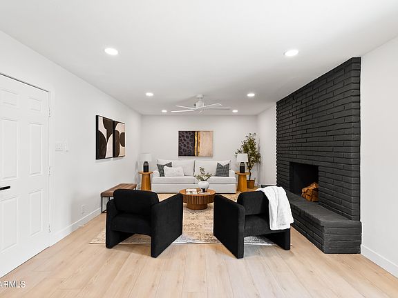 5th image of 221 E MCKINLEY Street