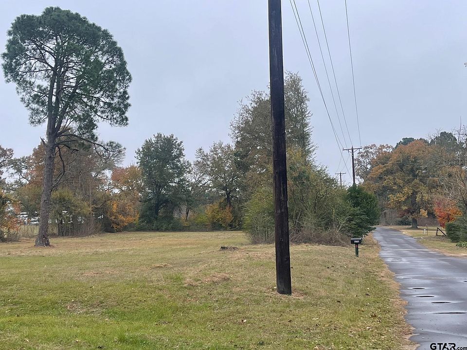 2nd image of 1393 County Road 1128