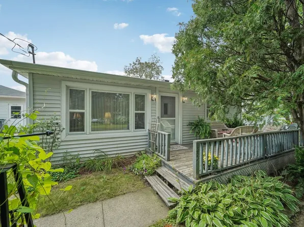 350 Maloney Drive, Fitchburg, WI 53713