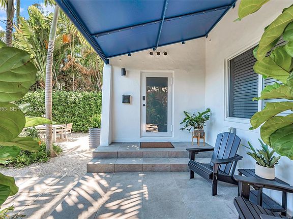 5th image of 1337 SW 15th St