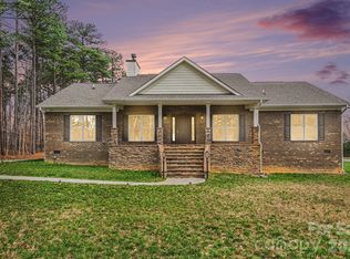 175 Cox Lake Rd, Stanley, NC 28164