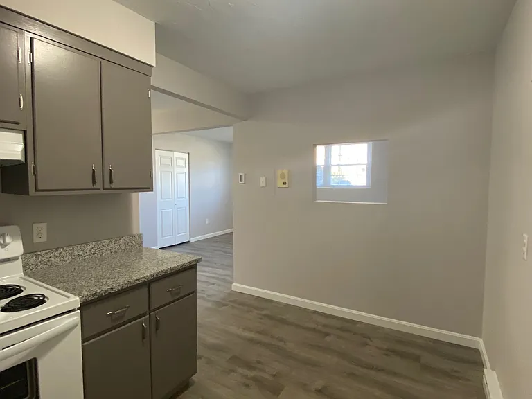 33 Alvarado Avenue — Photo 5