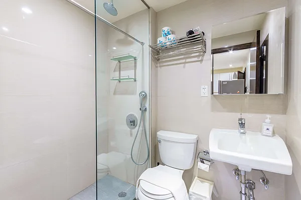 Rented by Townhouse Apartments | media 18