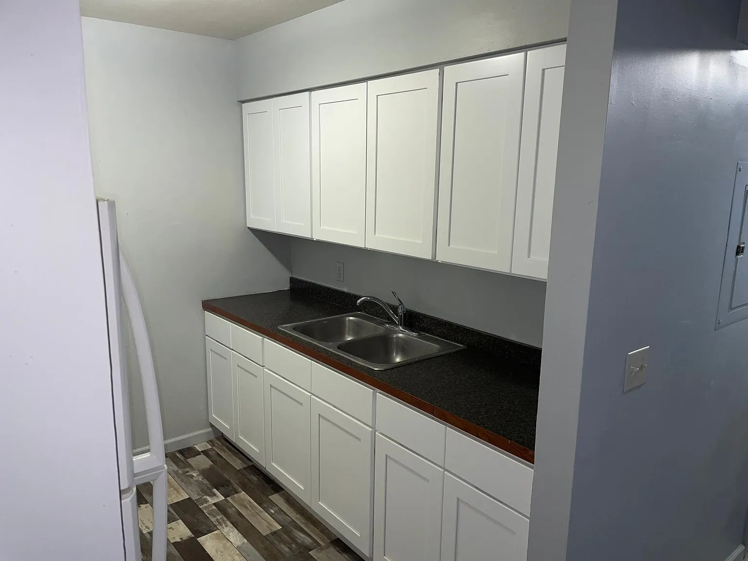 2 bed, 900 sqft, $975 — Photo 2