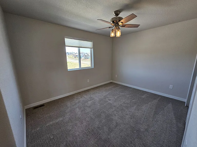 1853 Clayhouse Dr — Photo 21