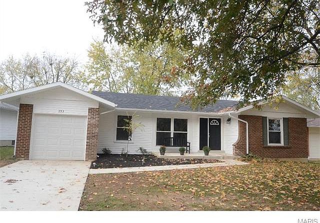 1st image of 393 Sorrento Dr