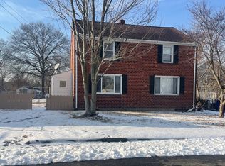 60 Garden Dr #60, Fairfield, CT 06825