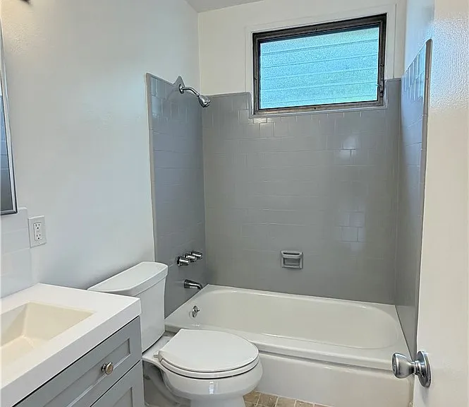 919 N Orange Grove Ave #6 — Photo 12