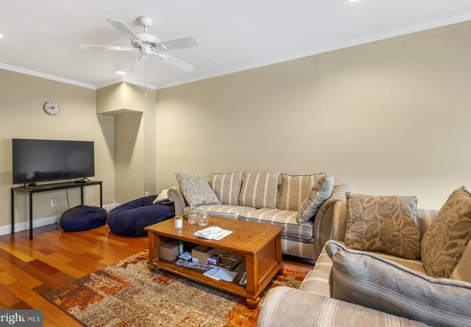 4 bed, 3.5 bath, 2187 sqft, $3,500 — Photo 4