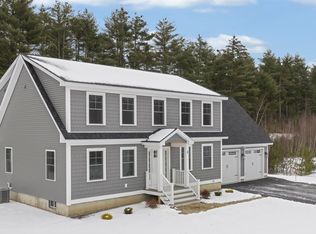 8 Bryson Ln, Lee, NH 03861