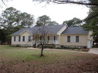 10467 Stallings Creek Dr, Smithfield, VA 23430