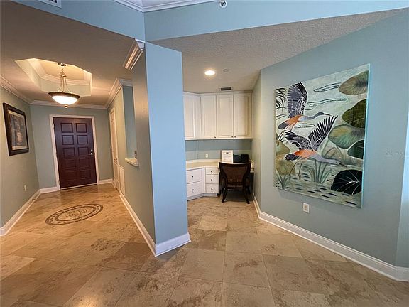 5th image of 521 Mandalay Ave APT 309