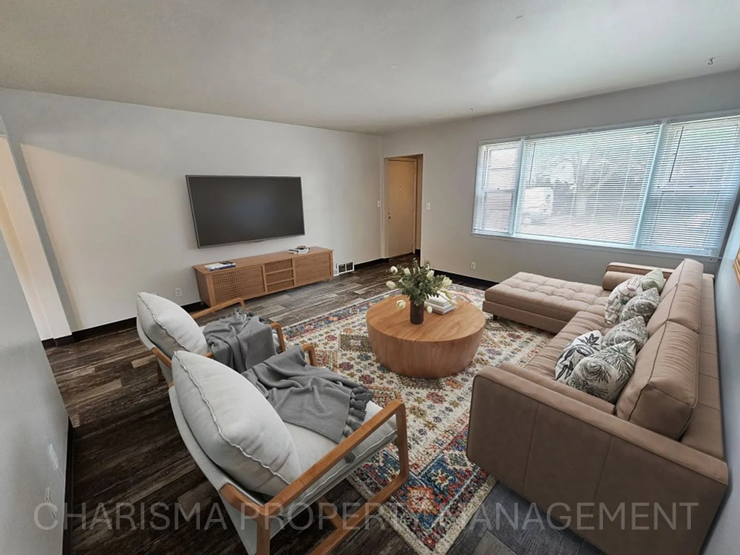 2 Bedroom, 1 Bath Located Just Blocks From Downtown Sioux Falls, Affordably Priced — Photo 2