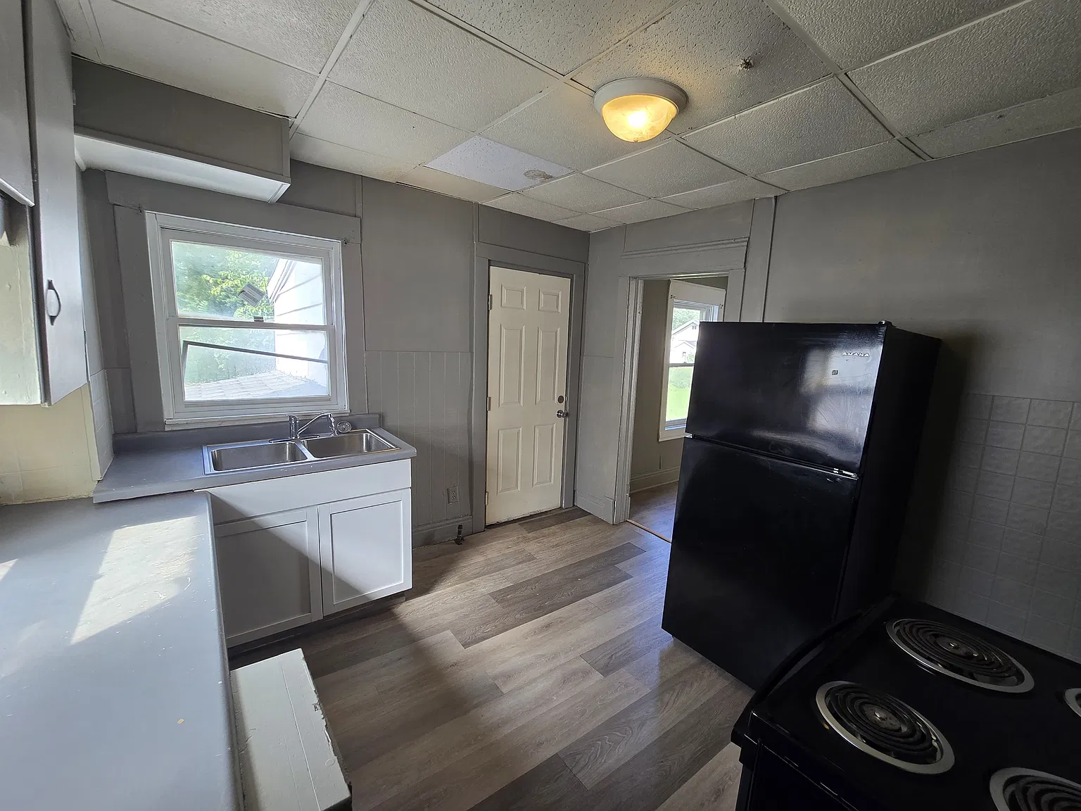211 Manson Street - 1 — Photo 4