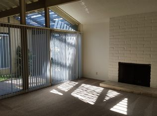 1181 E Ashlan Ave APT A, Fresno, CA 93704