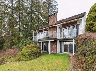 3417 Roxton Ave, Coquitlam, BC V3B7M9