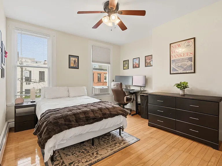 130 Bloomfield St #2 — Photo 13