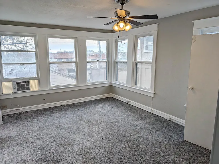 5005 Walnut St #2 — Photo 8
