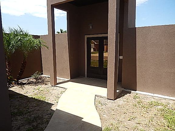 3rd image of 3730 Aspen Dr
