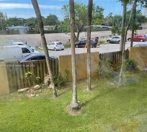 5th image of 17890 W Dixie Hwy APT 219