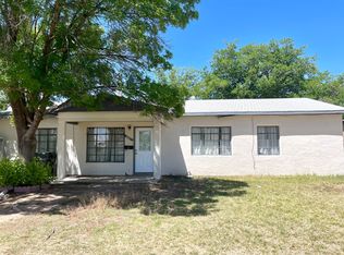 1003 Birch Ln, Carlsbad, NM 88220