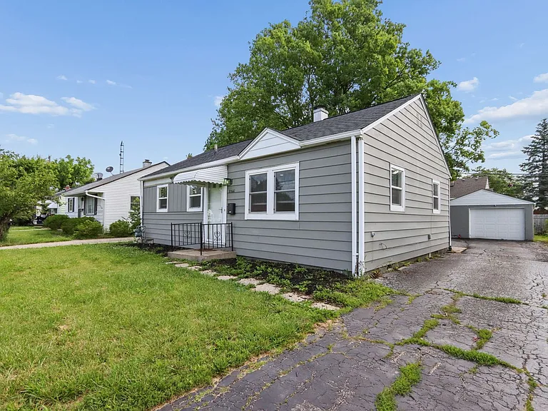 3366 Karl Rd — Photo 1