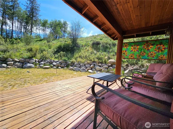 307 2 Cascadian Lane #32, Winthrop, WA 98862
