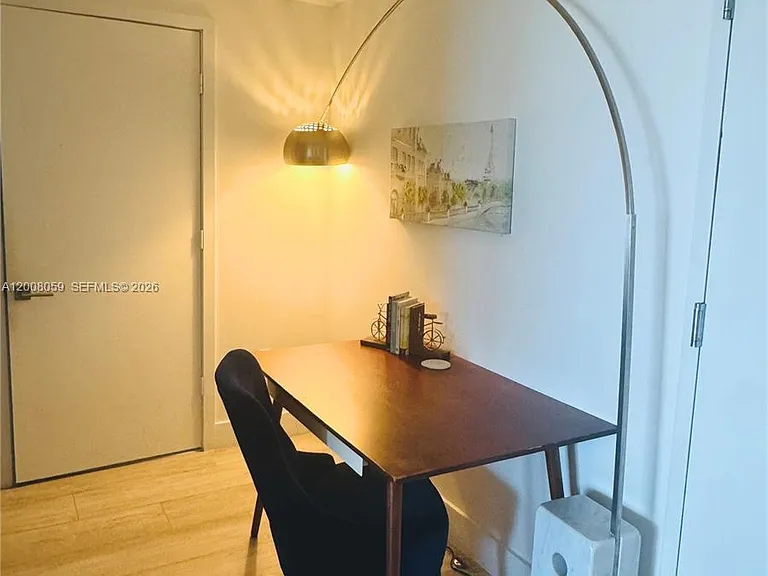 121 NE 34th St #2705 — Photo 17