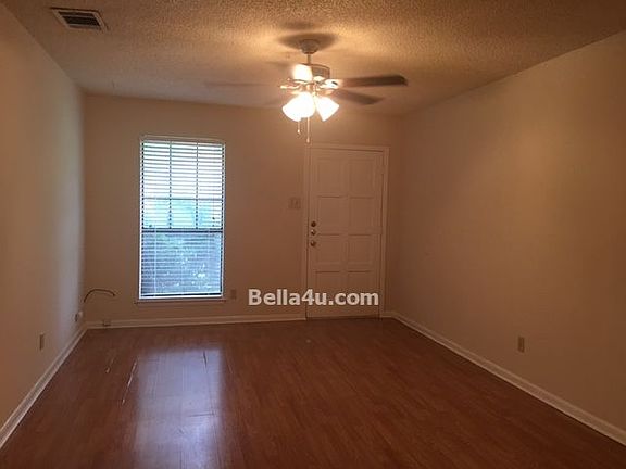3rd image of 205B W William Cannon Dr