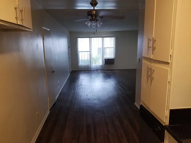 Fruitland Dr — Photo 20