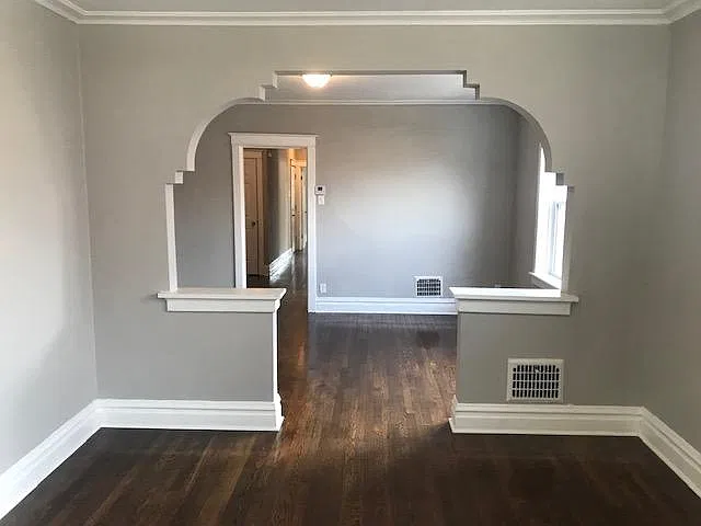 2 bed, 1000 sqft, $900 — Photo 1