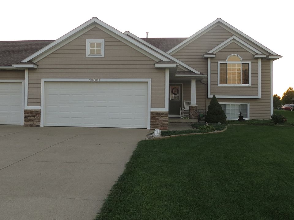 1st image of 10887 Douglas Dr
