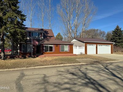 114 3rd St S, Wilton, ND, 58579
