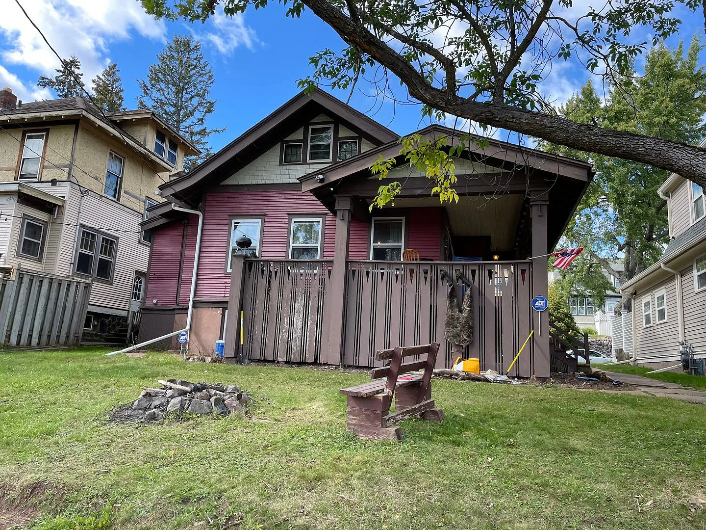 Duluth MN - 6 Bed - 2 Bath - Single Family Home — Photo 3